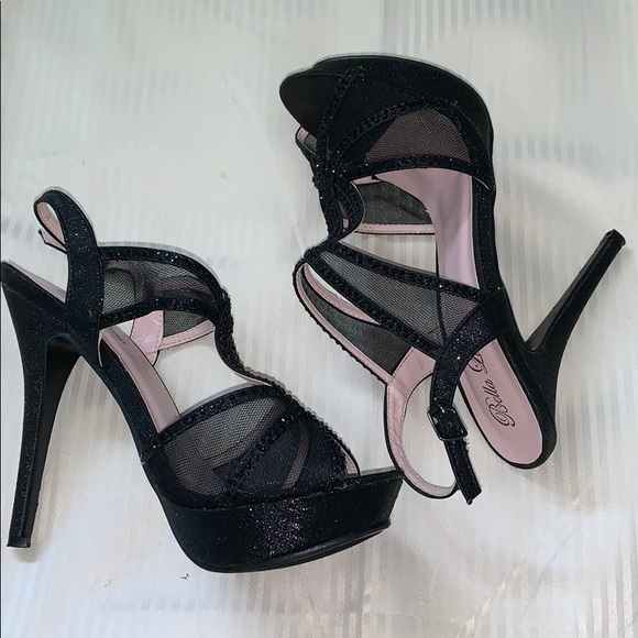 High heels - Picture 3 of 3